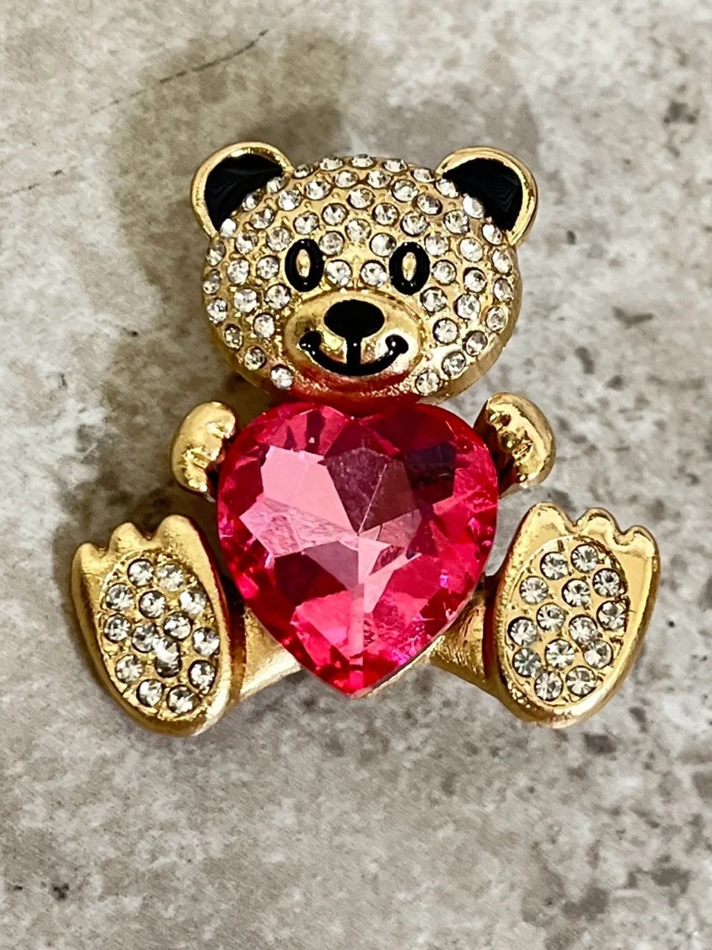 Teddy Bear Brooch with Center Pink Heart Crystal, NIP, rhinestones set gold tone